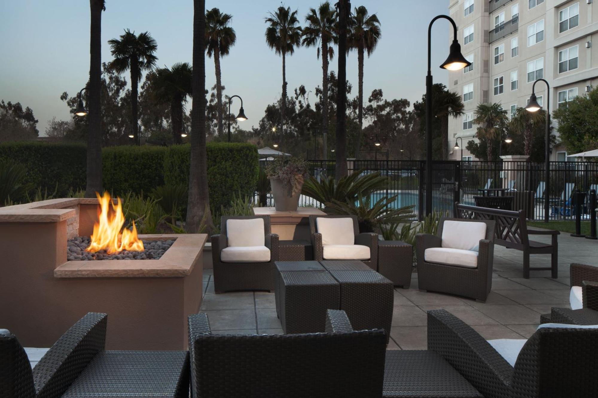 Residence Inn By Marriott Newark Silicon Valley المظهر الخارجي الصورة